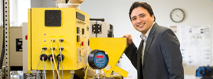 portrait of Carlos Diaz