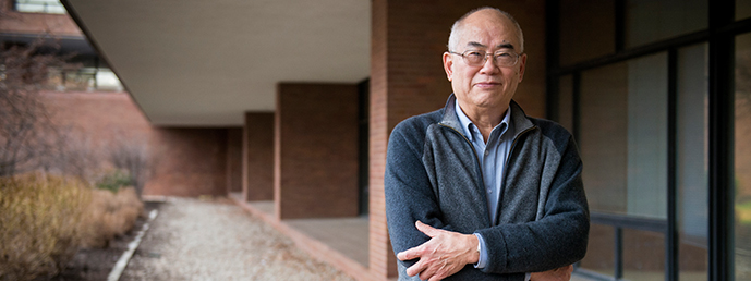 portrait of Robert Chung