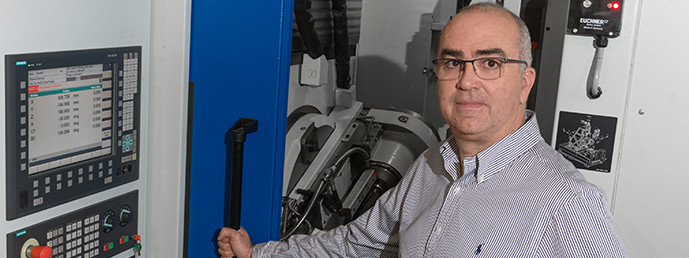 portrait of Alfonso Fuentes