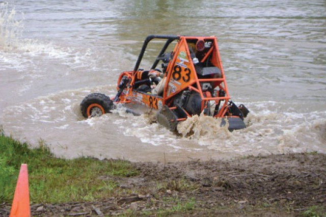 Off-road vehicle on course