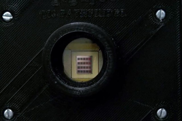 Close-up of photon sensor.