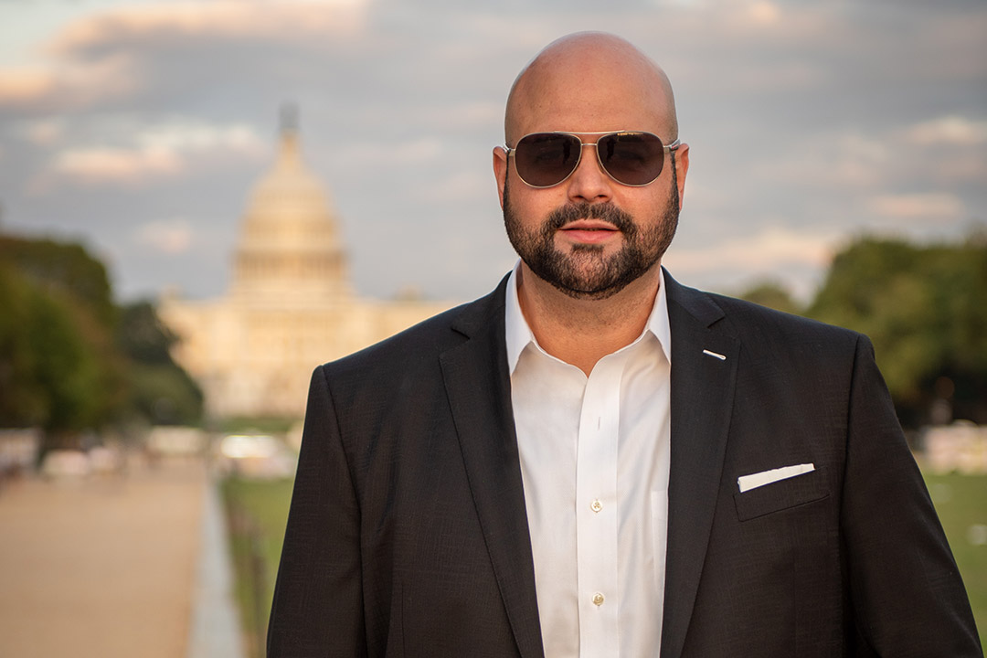 Omar de Frias Headshot