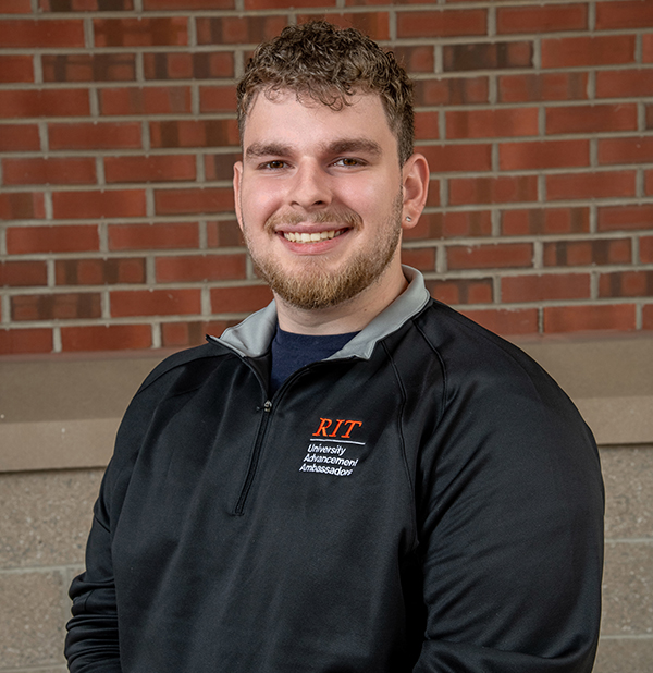 Bradley Galeazzo Headshot