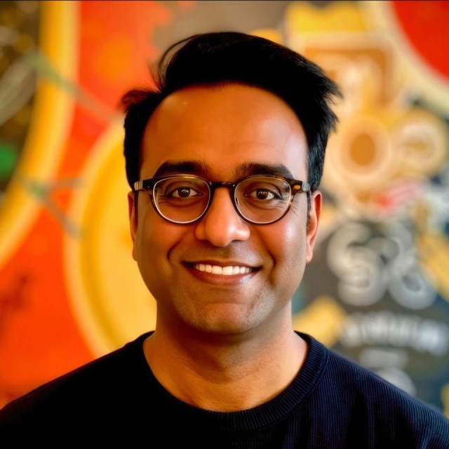 Jake Mathew ’04 (GCCIS), MFA ’06 (CIAS)