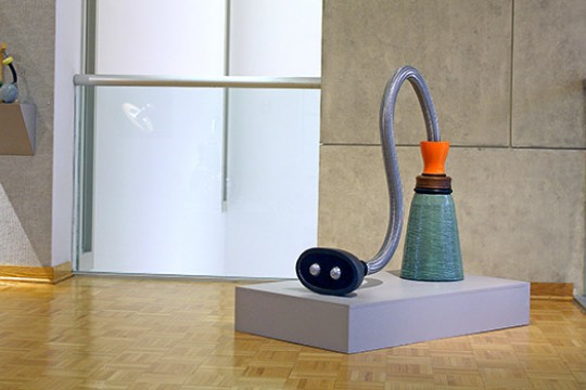 Picture of sculpture on showfloor