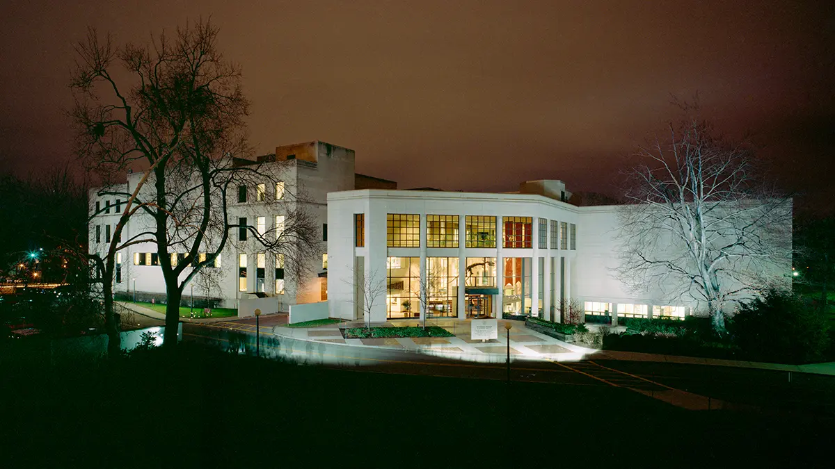 Rochester Museum and Science Center - Rochester, N.Y. lit up at night