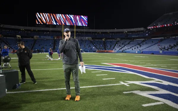 Dean Todd Jokl gives remarks before the Big Shot.