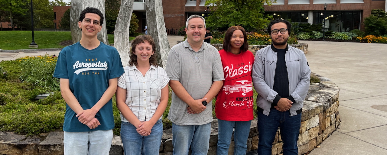 Michael Richards and Lab Students