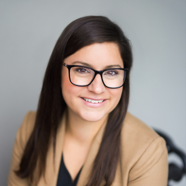 Emily J Johnson Headshot