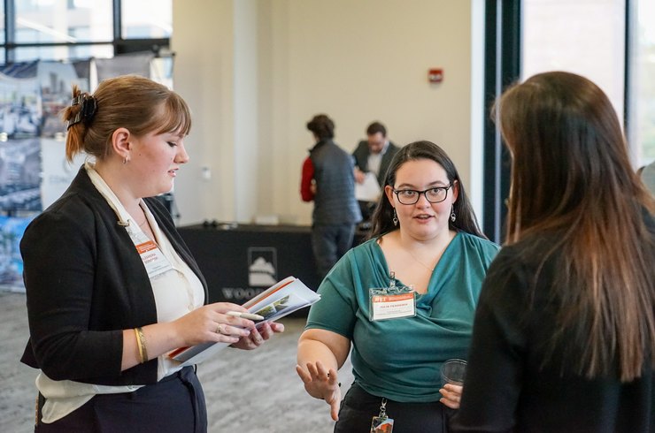 2 students networking