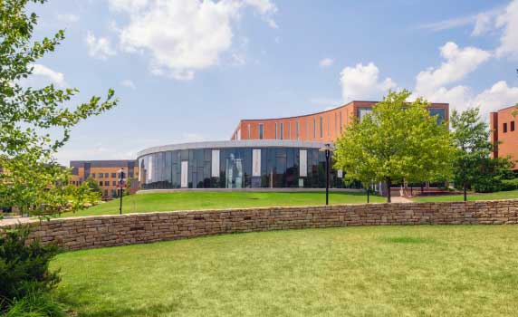 Exterior shot of Simone Center for Innovation and Entrepreneurship