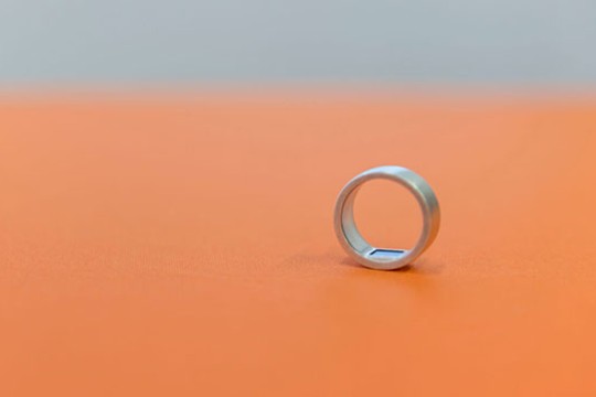 A small, ring sized device created by Token.