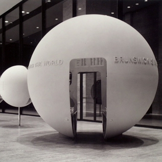 Photograph. Back view of “product spheres” for The World of Brunswick exhibit. Designed for the Brunswick Corporation, Chicago, 1965. Photographer: Ezra Stoller © Esto.