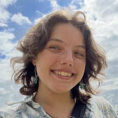 Headshot of Zoe Rosenberg.