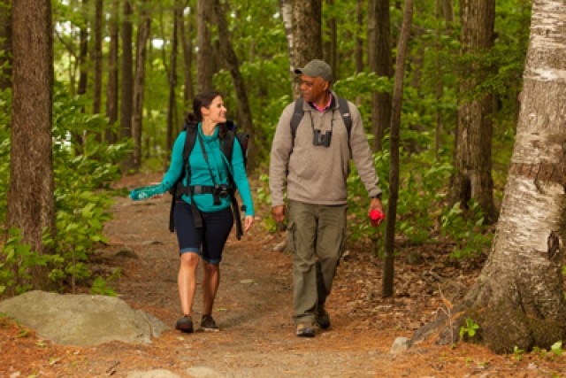 Couple hiking in New York