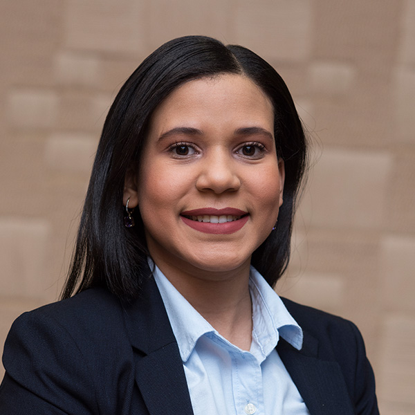 Carmyn Gomez Headshot