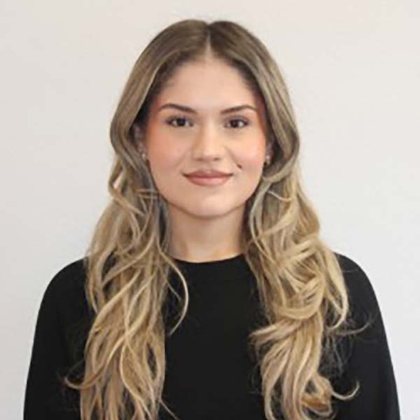 Lona Arifi Headshot
