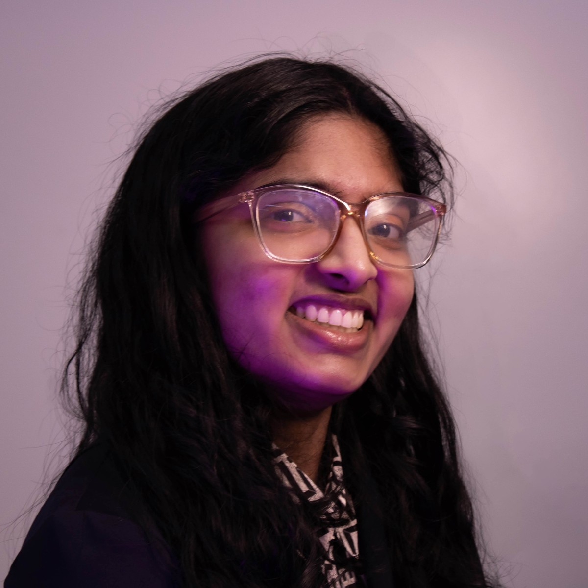 Aparnaa Senthilnathan Headshot