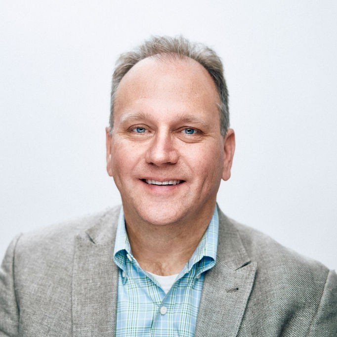 j chris bowen headshot