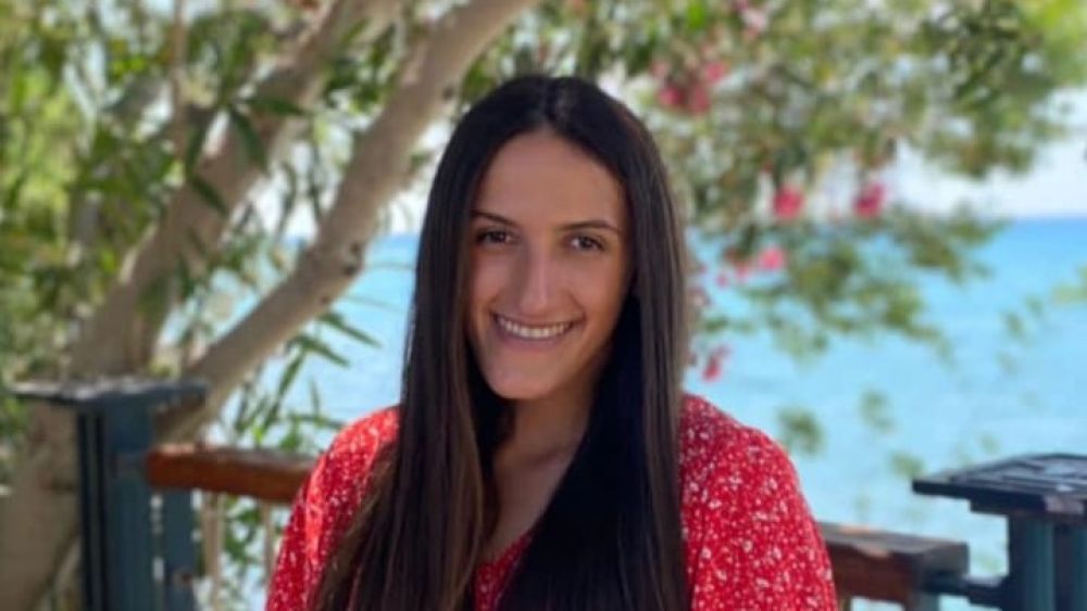 HTM student Samira Pereziq won a $ 4,000 scholarship from International Trainee Network agency