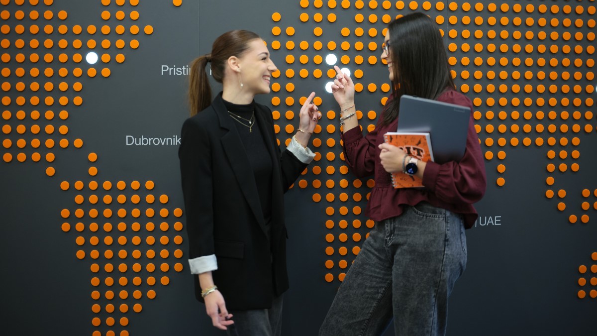 Students showing RIT Croatia campuses on map