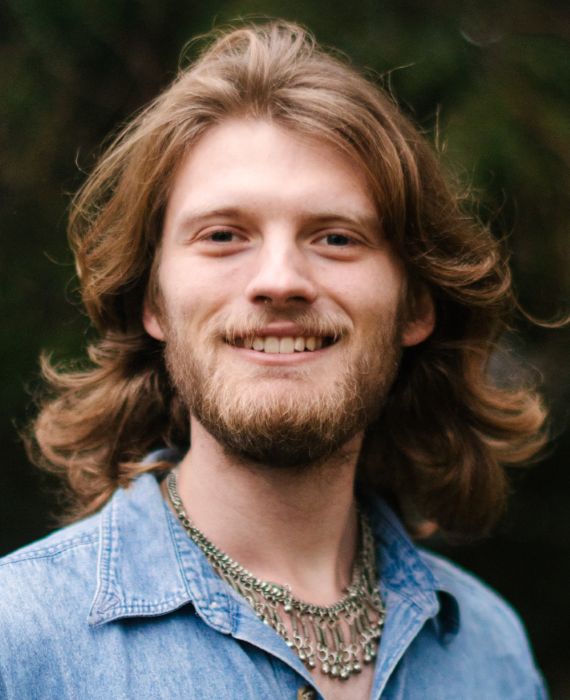 Photo of Grant Bosworth