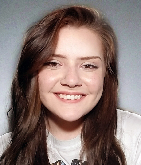 Amelia Tesch headshot