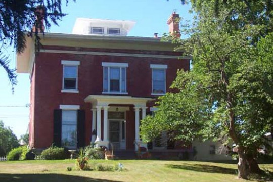 Picture of brick building