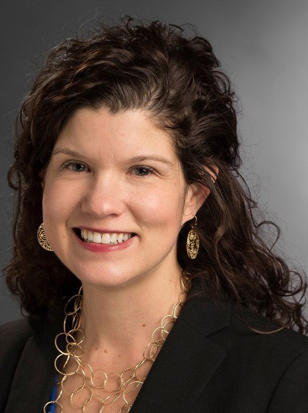 Headshot Elizabeth Ruder