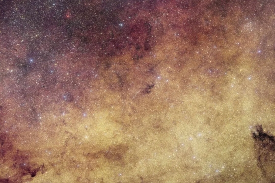 a high resolution photo of the milky way galaxy