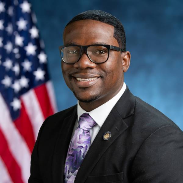 Portrait of Demond Meeks