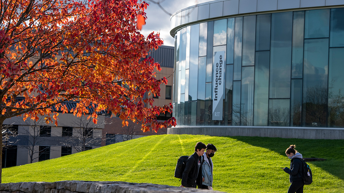 A tree with leaves changing in the Fall.