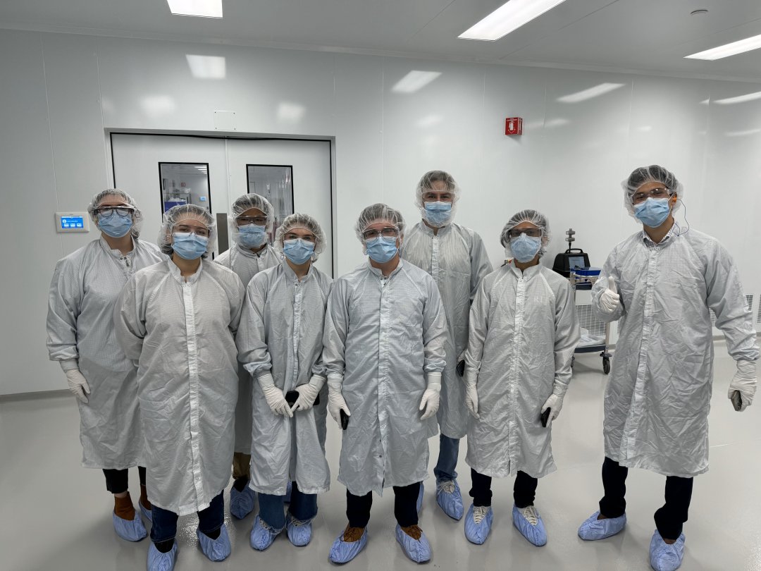 Team P22512 in ThermoFisher clean room
