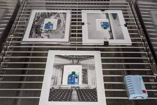 Sealed frame packages in incubation oven for testing