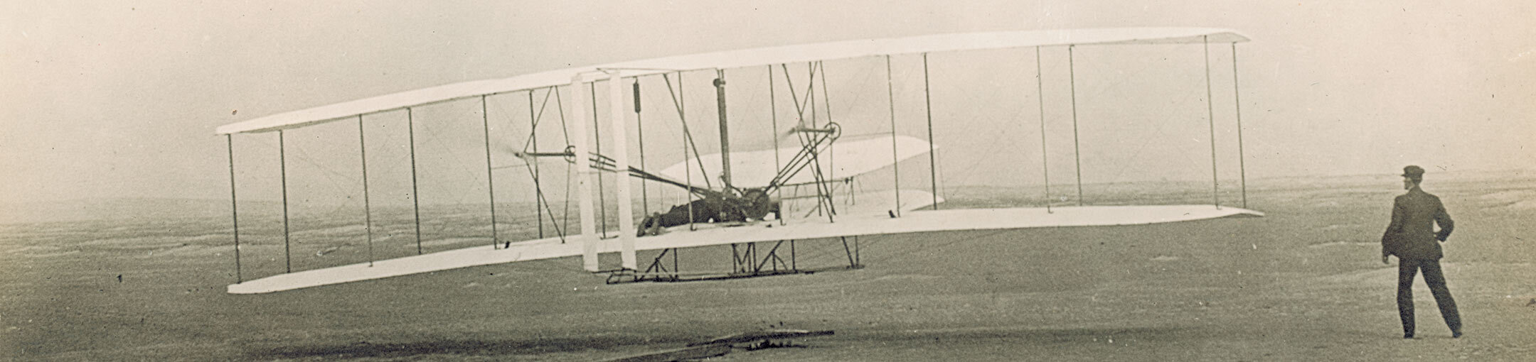 wright brothers plane in flight