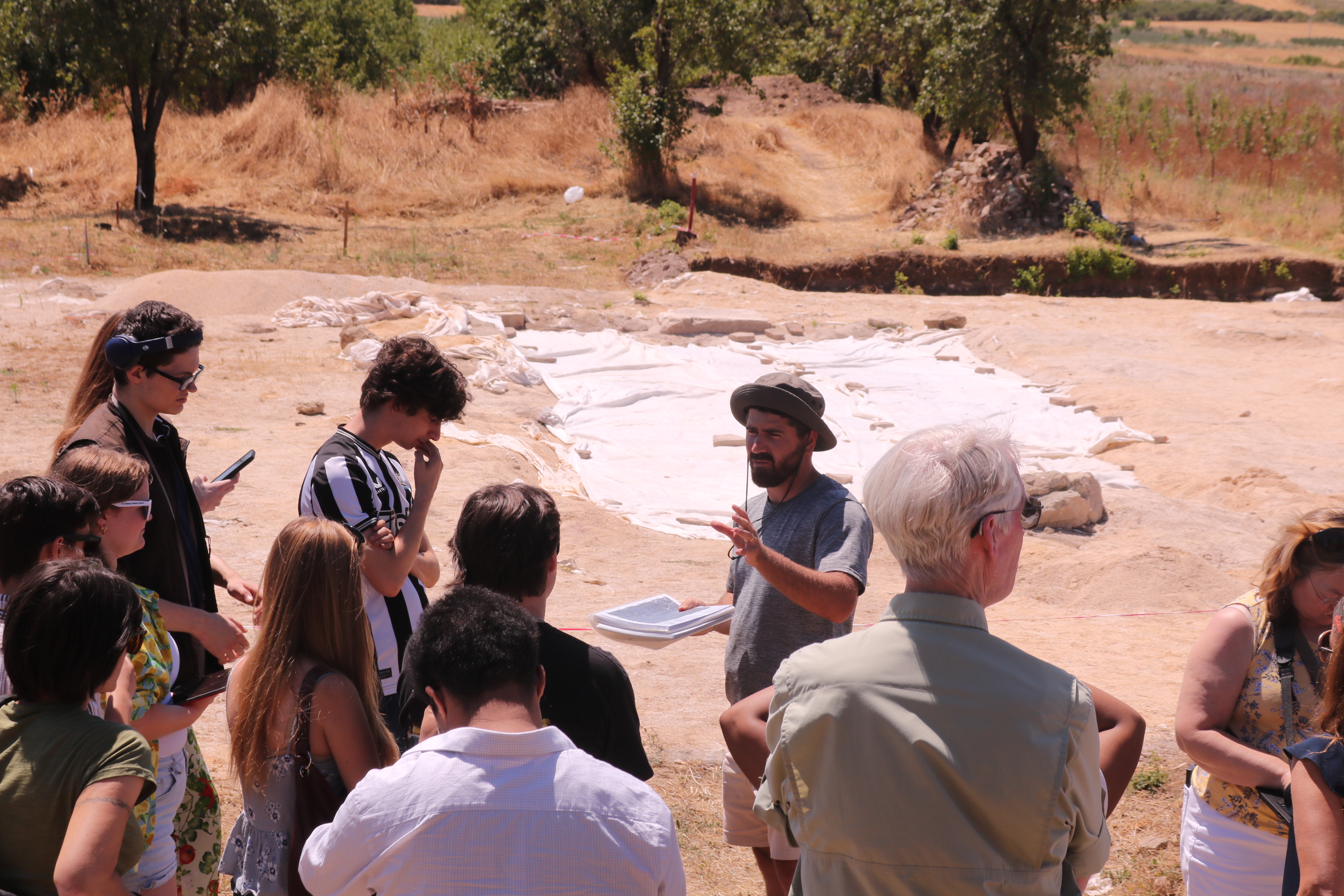 students in Gracanica