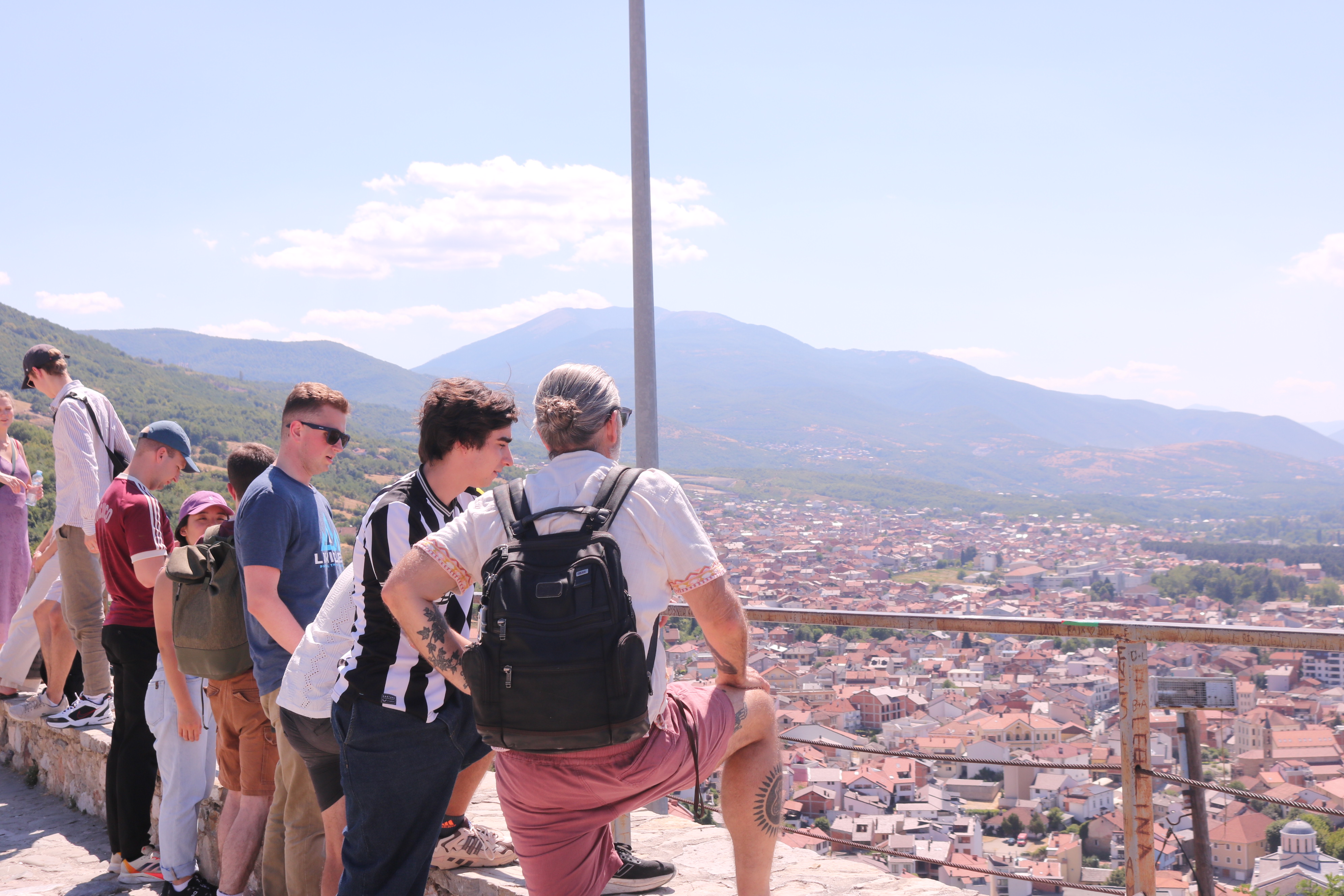 picture of students in prizeren