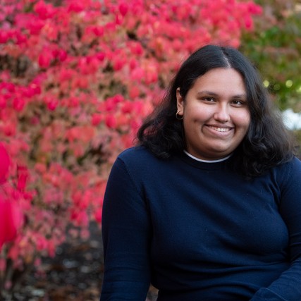 environmental portrait of student Nidhi Baindur.