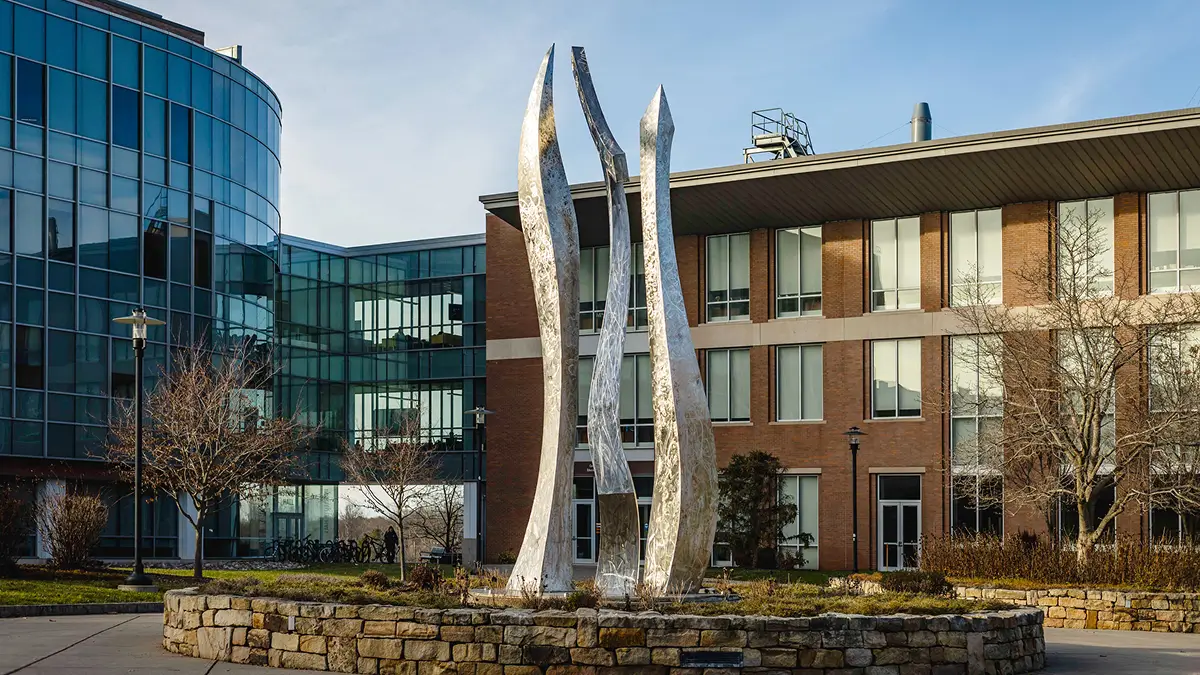 A sculpture outside of Institute Hall in Unity Quad.