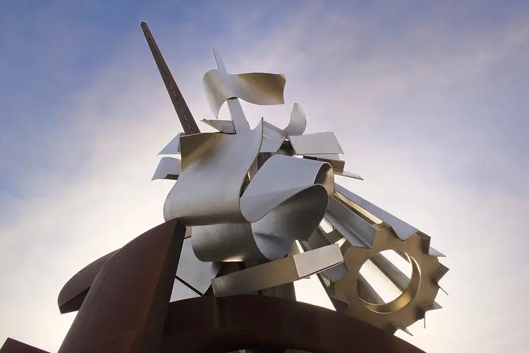 View of the Sentinel statue from below.