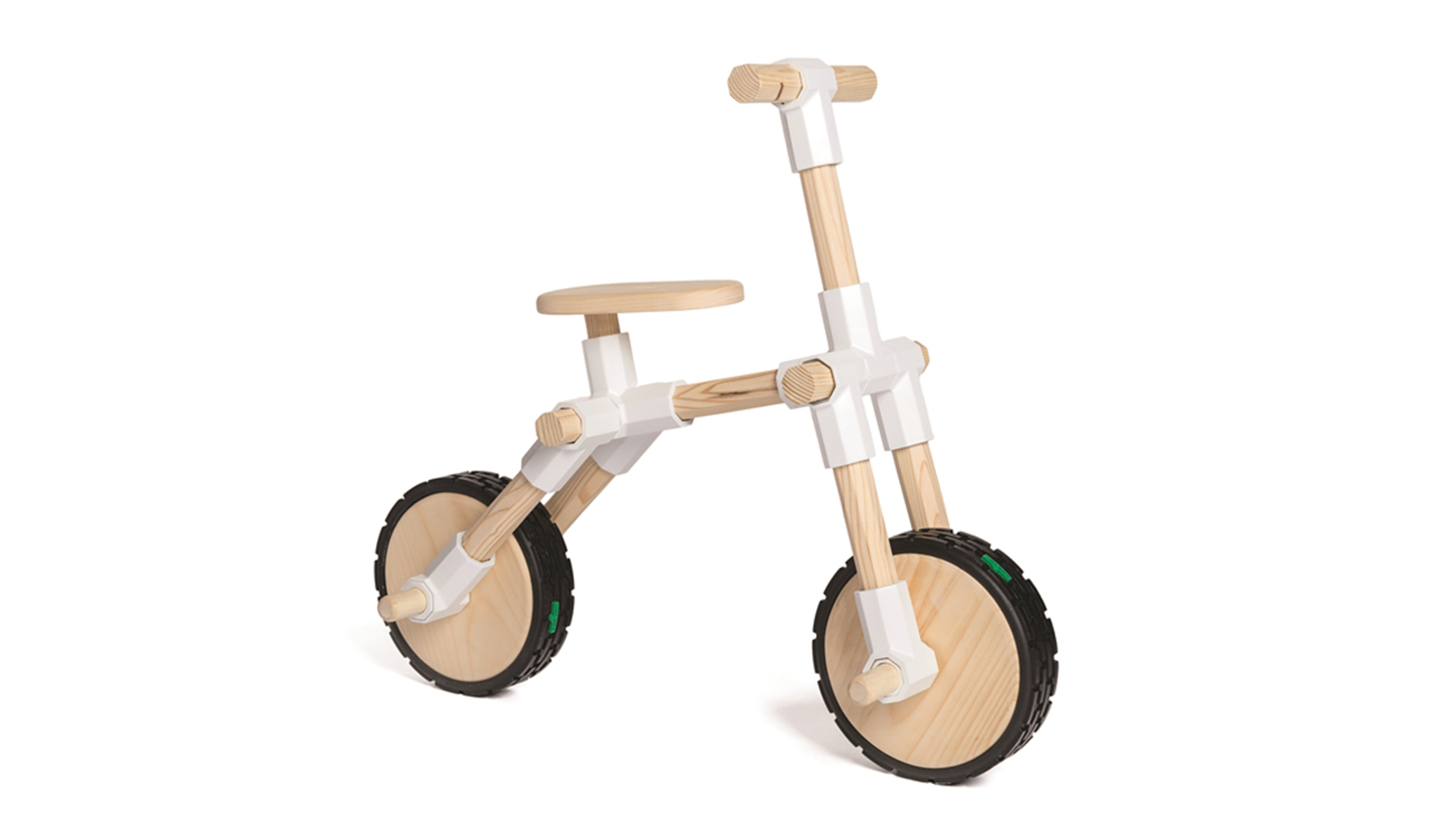 Possible configuration of pieces using two wheels