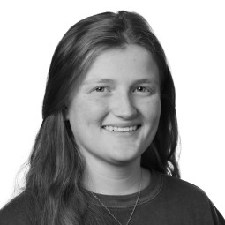 Black and white headshot photo Lydia Pringle.