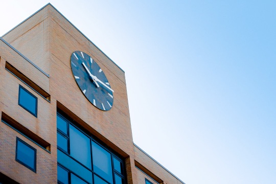 photo of the clock tower on the rit campus