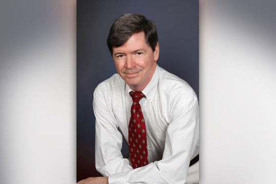 portrait of Robert Pollard.