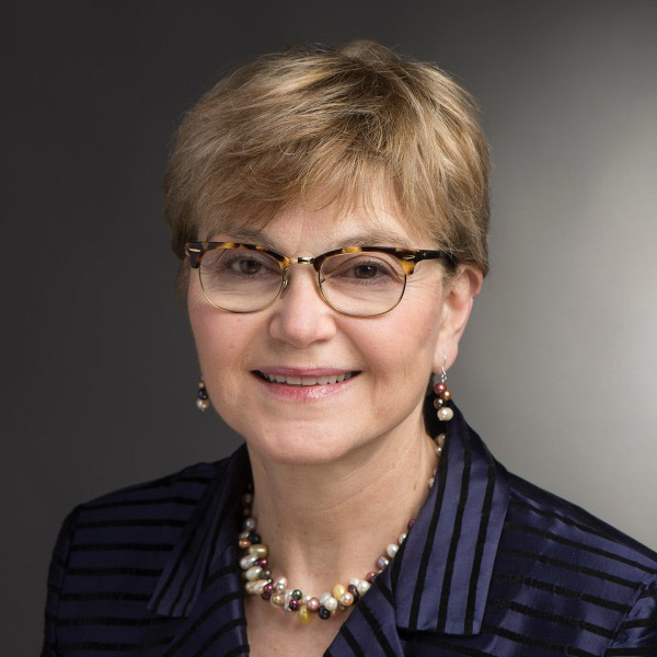 Sophia Maggelakis Headshot