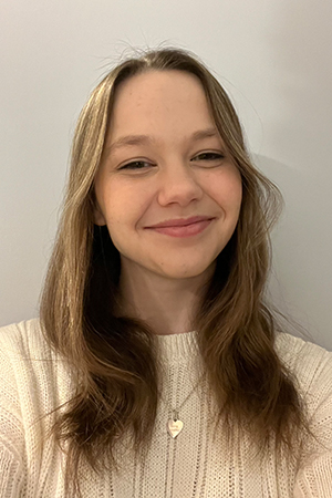 headshot of Juliana Foster