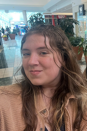 headshot of Skylar Heverin