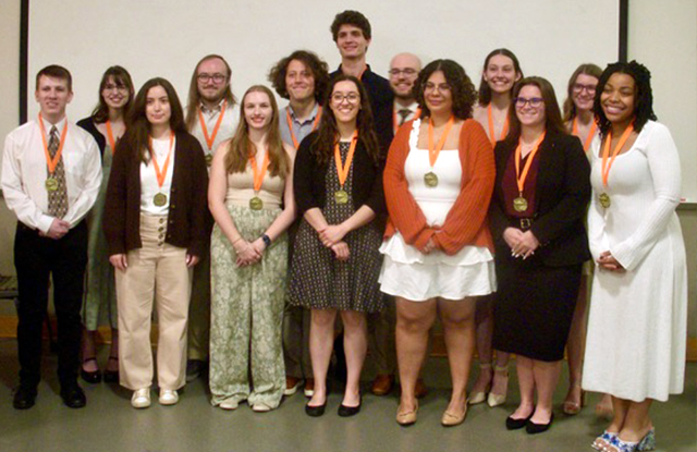 group photo of chemistry research scholars