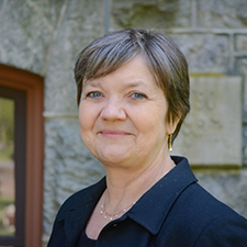 headshot of Mecky Pohlschroder