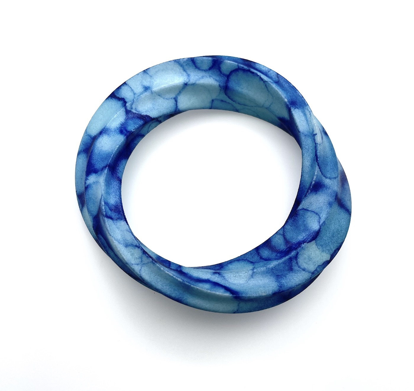3D Printed Voronoi Bracelet V1 | All3DP